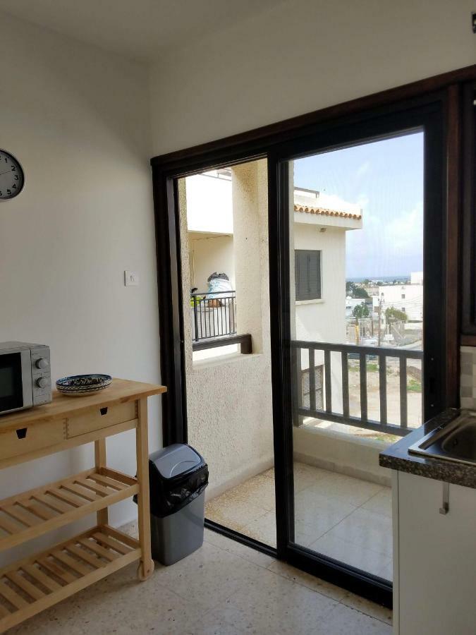 Kings Avenue - Natalia'S Apt Paphos Extérieur photo